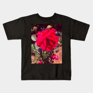 Real Plushies: Rose Bees Kids T-Shirt